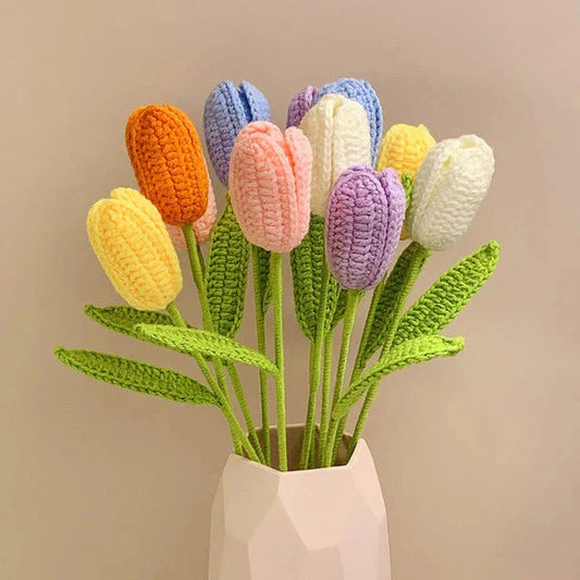 Handmade Crocheted Tulip Bouquet – Decorative Yarn Flower Arrangement